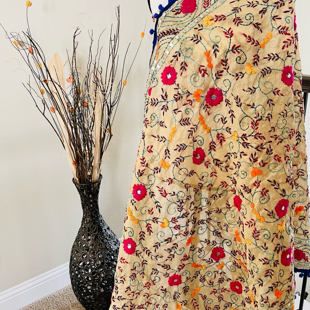 Pulkari Dupatta